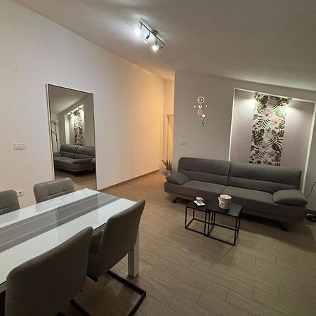 Apartman Sunny Vacay Kaštela Exterior foto