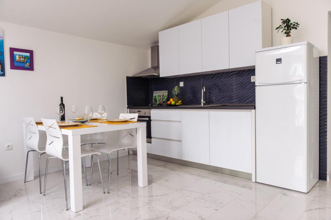 Apartman Sunny Vacay Kaštela Exterior foto