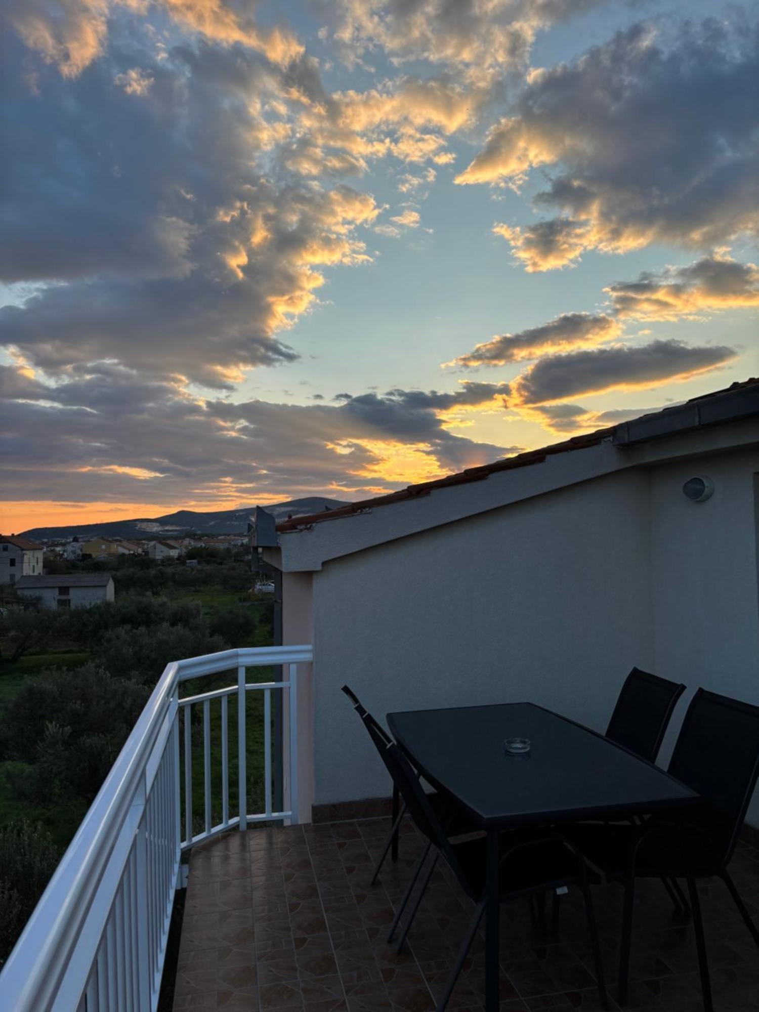 Apartman Sunny Vacay Kaštela Exterior foto